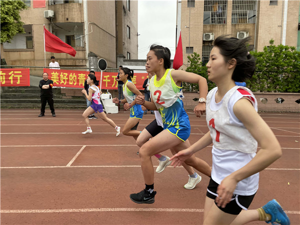 泸县九中 校花图片