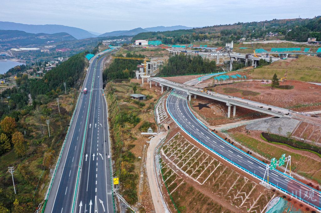 四川全省公路水路交通投資站上新臺階_要聞_大聽網_瀘州市廣播電視臺